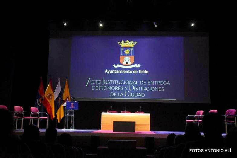 Imagen de archivo del acto institucional de honores y distinciones de 2018 / Antonio Alí